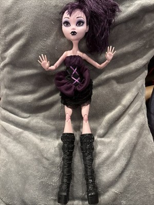 Mattel Monster High 17 inch ELISSA BAT FRIGHTFULLY TALL DOLL