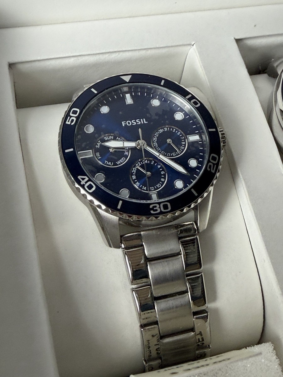 Fossil His and Hers Multifunction Stainless Steel Watch Box  display picture 3