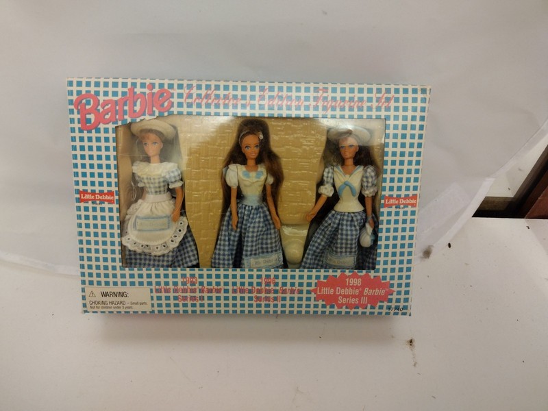 1997 Barbie Little Debbie Collector Edition Figurine Set Series III, NRFB