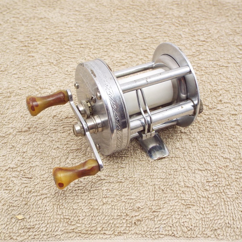 SOUTH BEND no. 750 PERFECTORENO MODEL A Vintage fishing reel