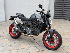 2025 Ducati Monster Plus Aviator Grey 