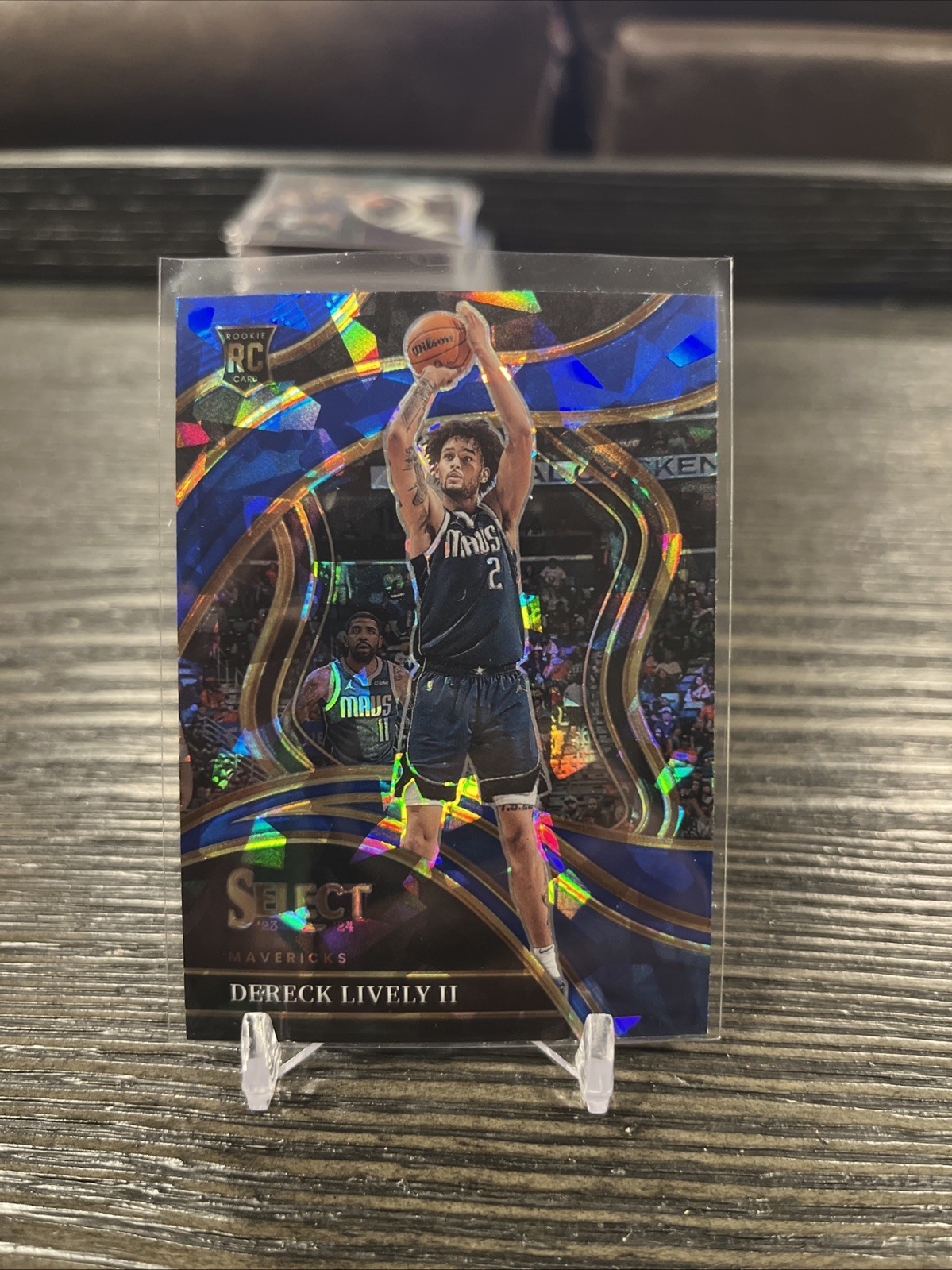 Dereck Lively II 2023-24 Panini Select Blue Cracked Ice Rookie Courtside RC #285