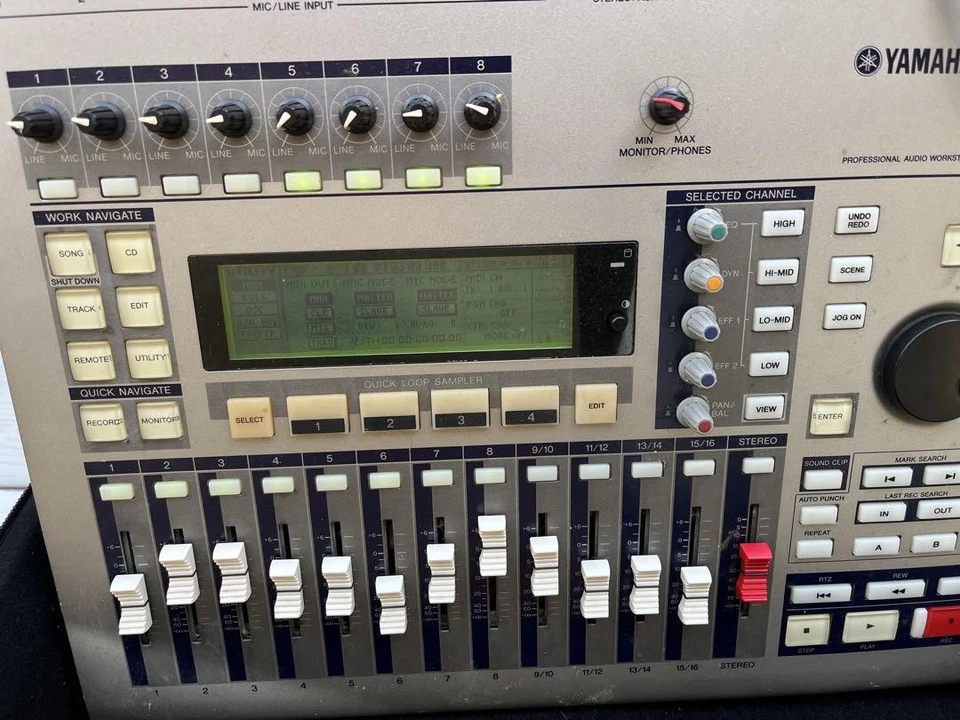 As is Yamaha AW16G Professional Audio Workstation untested - Image 4 of 4