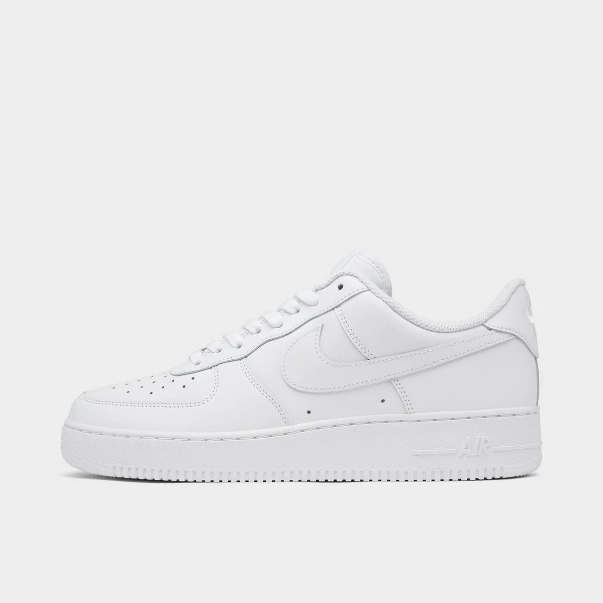 Nike Air Force 1 07 Triple White/ Size: Men US 8.5 / Women US 10