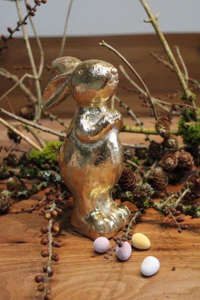"Osterhase \"Sterngucker\", Hase Aus Resin, H 18 Cm, Farbe Gold, Osterdeko Hase"-image