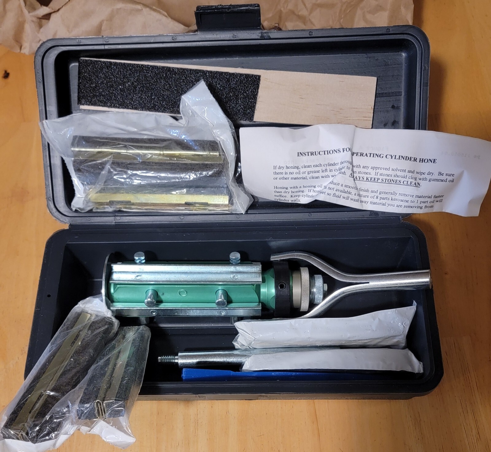 Lisle 15000 Engine Cylinder Hone 83045150008 eBay