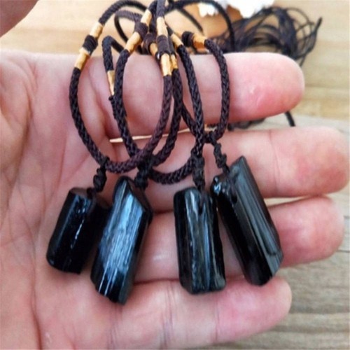 Raw Black Tourmaline Necklace – Handmade Macramé Crystal Pendant – Adjustable Necklace Gift For Everyday Balance - Foto 10