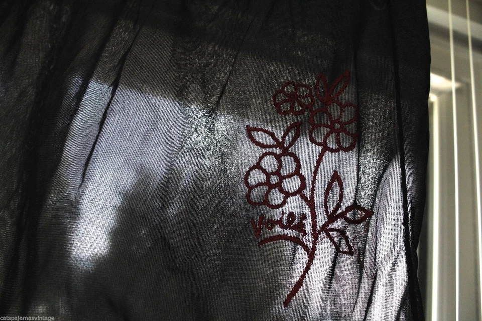 Винтажные 100% нейлоновые трусики трусы черные 1950-е вышитые 7 грибных ластовиц - Изображение 3 из 4