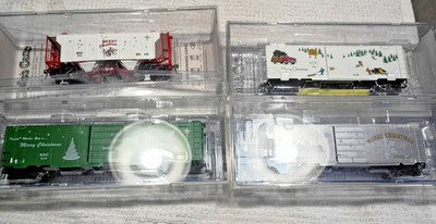 Kadee Cars ho train Holiday Christmas Box cars  4pc lot NIB 2006 2014 2015 2018