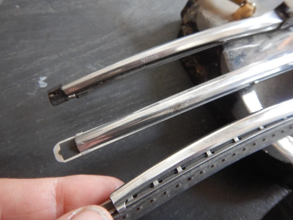 JUEGO 61-67 PORTA ESCOBILLAS LIMPIAPARABRISAS AERÁMICO JAGUAR TIPO E XKE SERIE 1 Foto 4 de 4