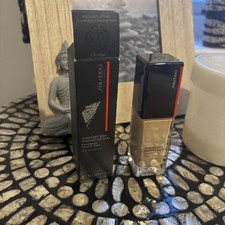 Shiseido Synchro Skin Radiant Lifting LSF30 PA++++ Foundation 230 ALDER