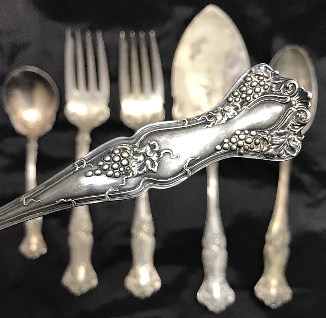 6 Pc VINTAGE Grape Silverplated SERVING Sugar Ladle Pie Knife 1847 Rogers Bros