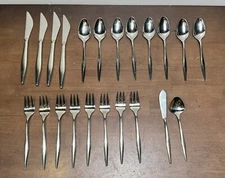 1847 Rogers Bros YOUTH Stainless International Silverware Flatware lot of 22 Pcs