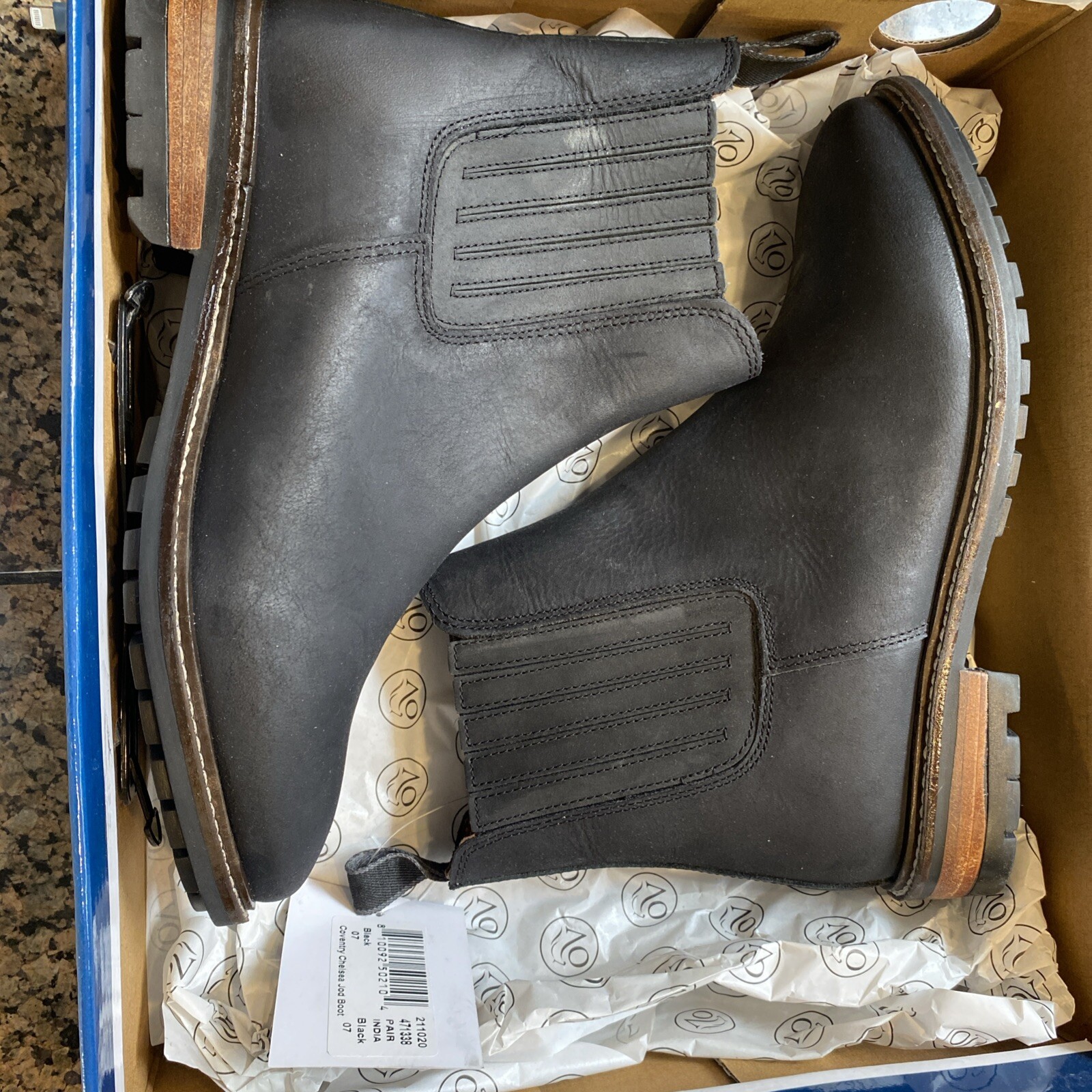 Chelsea Boots Ladies 7 Black Leather-image