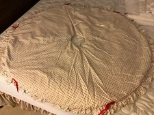 Christmas Tree Ruffle Skirt 44 in diameter tiny red hearts