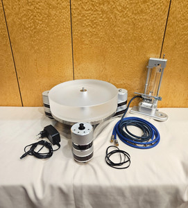 Clearaudio Innovatin Turntable Plattenspieler Acryl mit Tangential-Tonarm TT-3