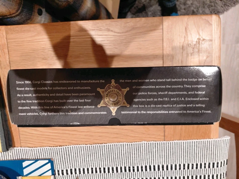 Corgi America's Finest Bell 47 NYC  1:48 Die Cast Helicopter - Image 2 of 4