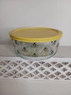 PYREX 7 Cup BEE HAPPY Storage Bowl  YELLOW  Hearts Spring Honeybee Cookware Dish