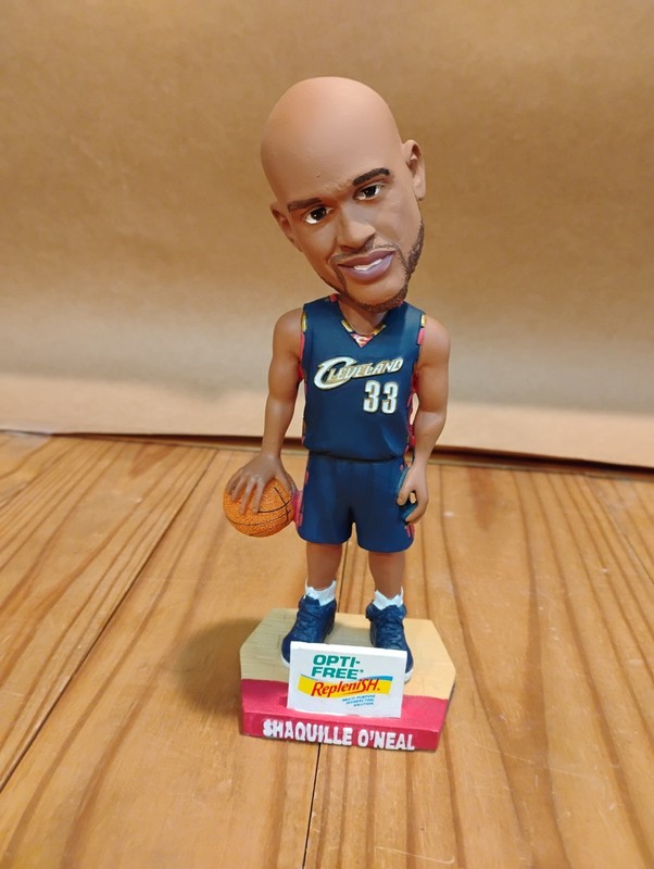 Shaquille O'Neal 2009 Bobblehead Cleveland Cavs Cavaliers Collectible (255)