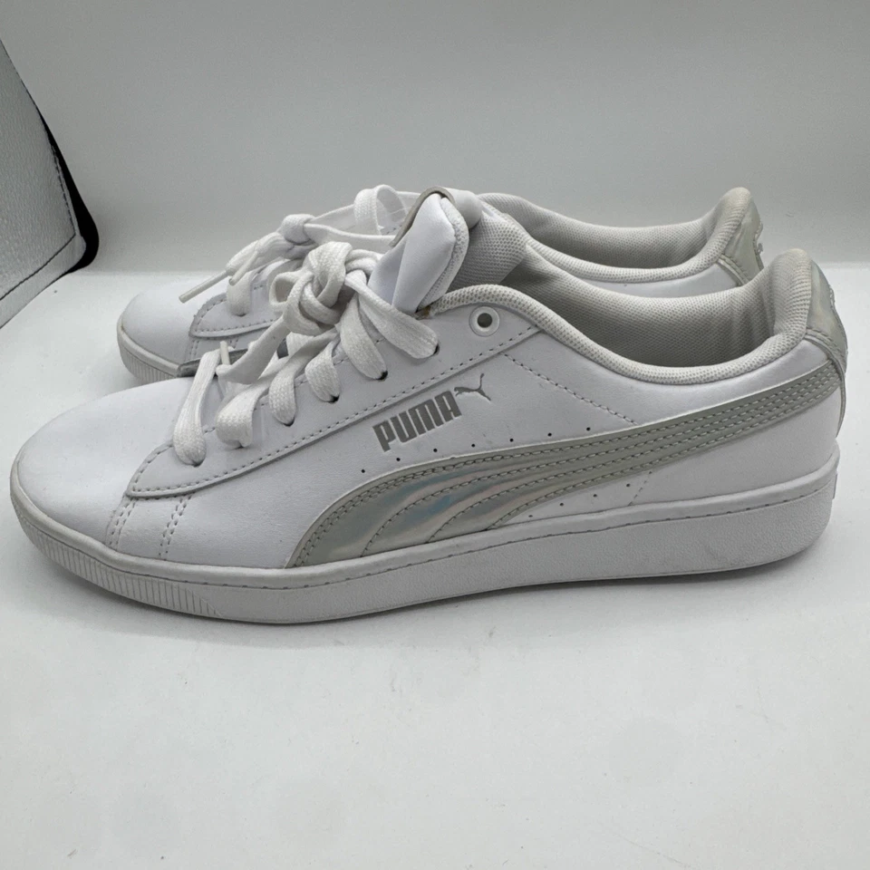 Zapatillas informales blancas con cordones para jóvenes niñas PUMA zapatos plateados talla 7C Foto 3 de 4