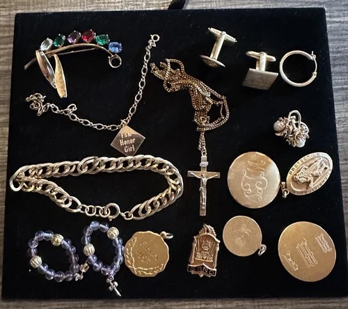 Vintage Estate Costume Jewelry Lot Gold Filled Scrap Or Wear 90 Grams