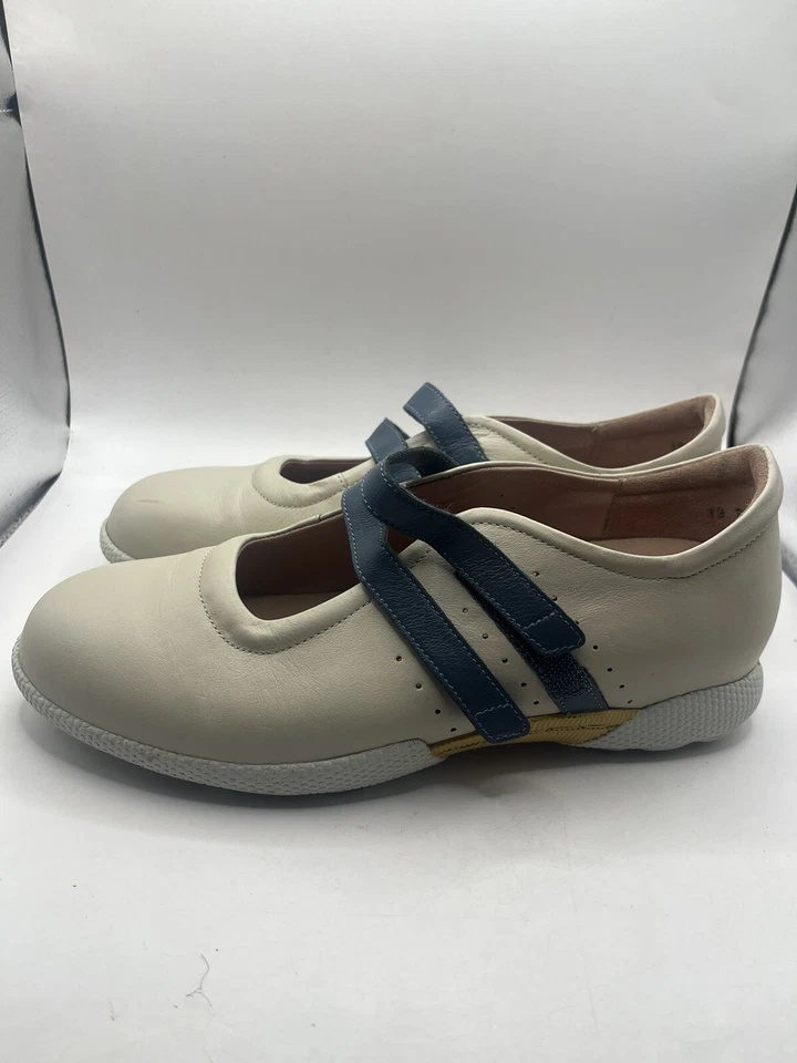 Damas Cuero Crema Kumfs Azul Doble Correa Gancho y Ojo Cierre Talla 8 Ballet Foto 4 de 4