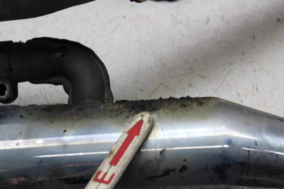 03-08 SISTEMA DE ESCAPE COMPLETO HONDA VTX1300S SILENCIADOR TUBO Foto 2 de 4