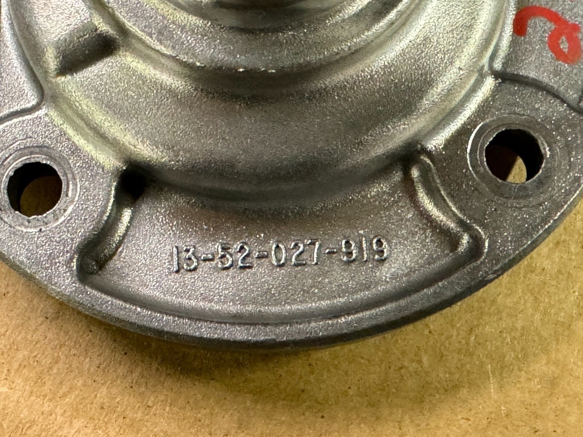 re9219 NISSAN 300ZX Z32 1990-1991 Genuine Fuel Check Valve Assy