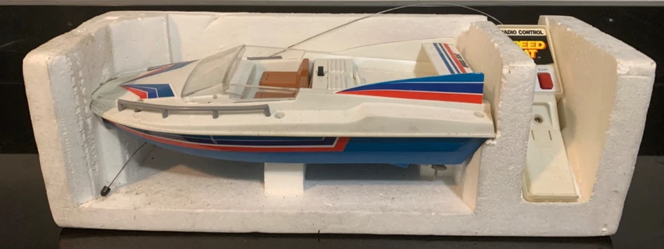 Vintage 1986 Royal Condor Wireless RC Speedboat Multi-Color Toy 80s Remote - Image 2 of 4
