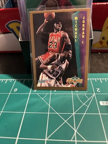 MICHAEL JORDAN 1992/93 Fleer SLAM DUNK BASKETBALL CARD Chciago Bulls OVER EWING!