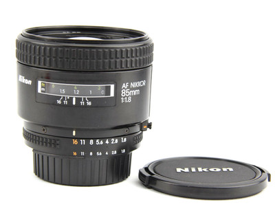Nikon Nikkor AF 85mm 1:1.8 Nikon FX F Mount Portrait Objektiv 85 mm F/1.8 # 7430