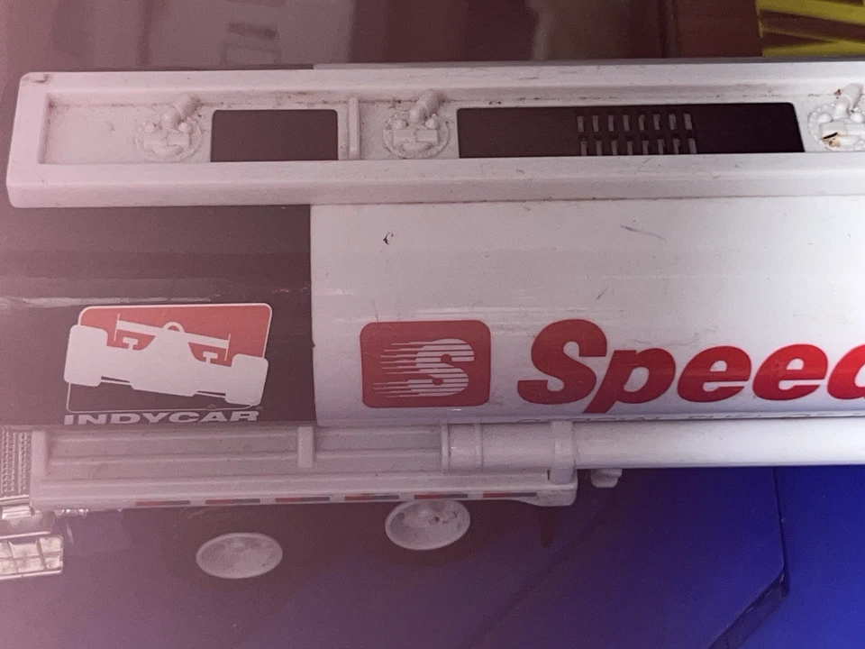 Camión cisterna First Gear Speedway Holiday 2019 Mack Anthem luces sonidos Foto 3 de 4