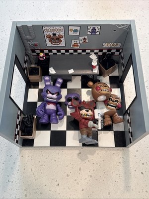 Funko FNAF security room with Freddy snap figures lot of 3