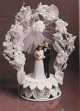 New Wilton Vintage "Rose Cascade" Bride & Groom Cake Top,    #112-8000