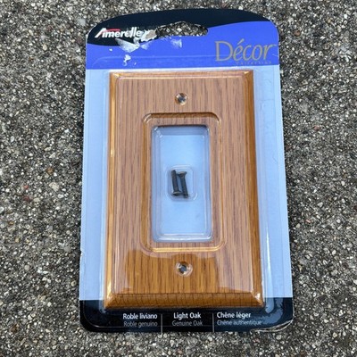 NEW Amerelle Decor line model 4025R Solid Oak Wood Switchplate Rocker / GFCI
