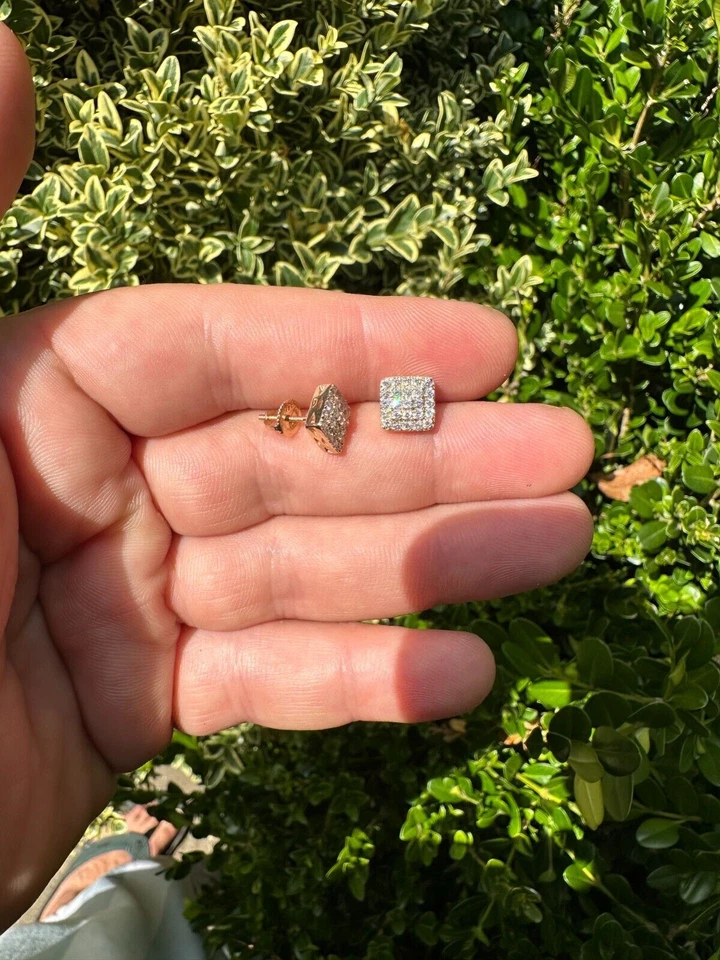 Pendientes cuadrados de hip hop helado de oro amarillo sólido de 14 k con diamantes reales VVS de 1,32 quilates para hombre Foto 4 de 4