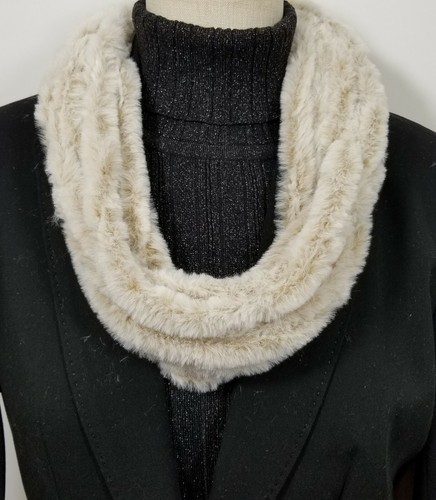 Women Soft Faux Fur Necklace Infinity Scarf Magnetic Clasp Accessory - Picture 12 of 22
