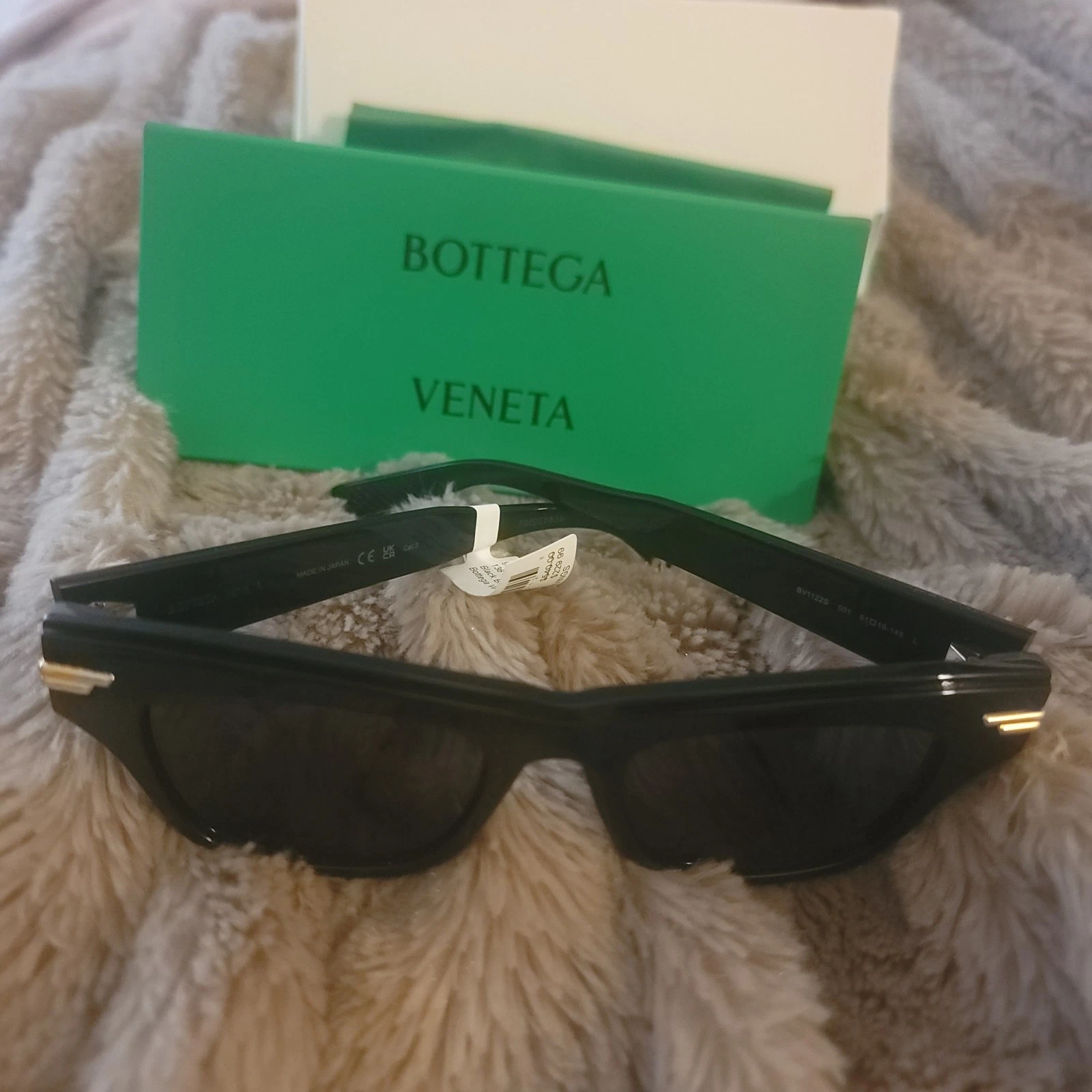 Bottega Veneta — Bottega Veneta Sunglasses BV1122S 001