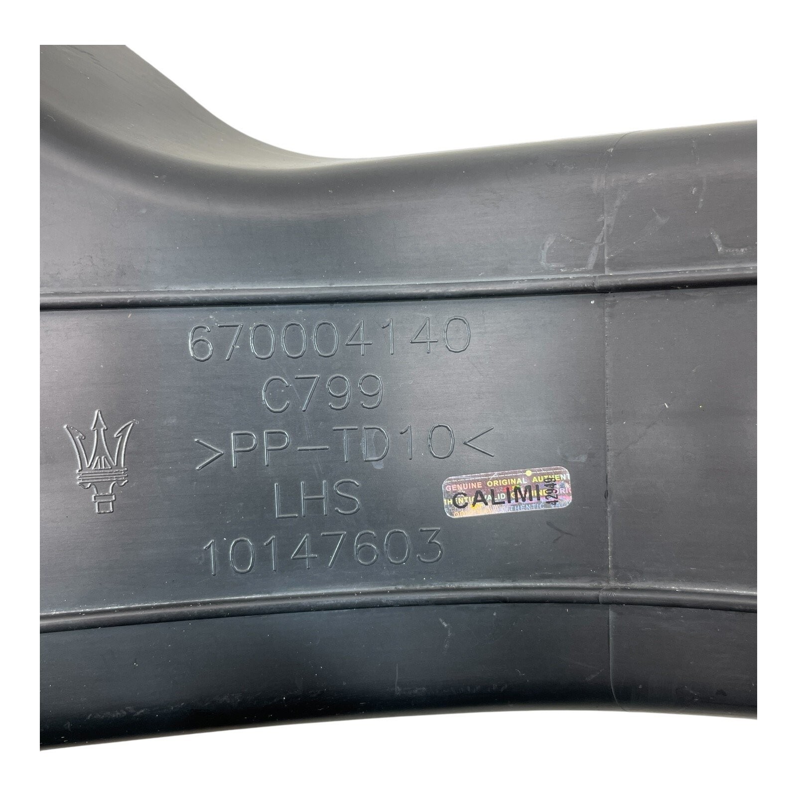 Maserati Quattroporte 2014-2019 Front Left Shroud ducts Set P/N 670004140