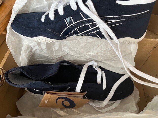 ASICS Wrestling Shoes 1083A001 Navy x navy white edge unused US7