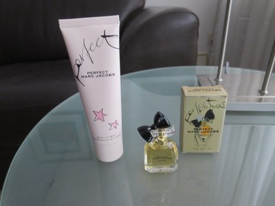 Marc Jacobs Perfect - EdP Miniatur 5 ml + Bodylotion 30 ml