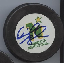DIRK GRAHAM MINNESOTA NORTH STARS SIGNED HOCKEY PUCK w/ COA