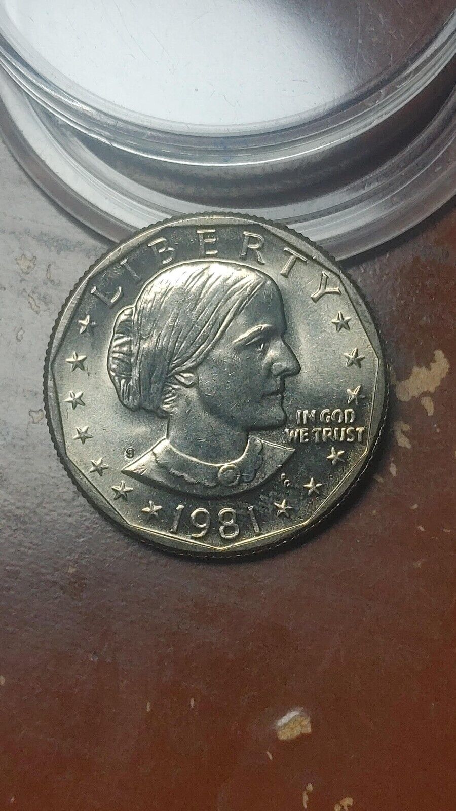 Picture 1 of 2