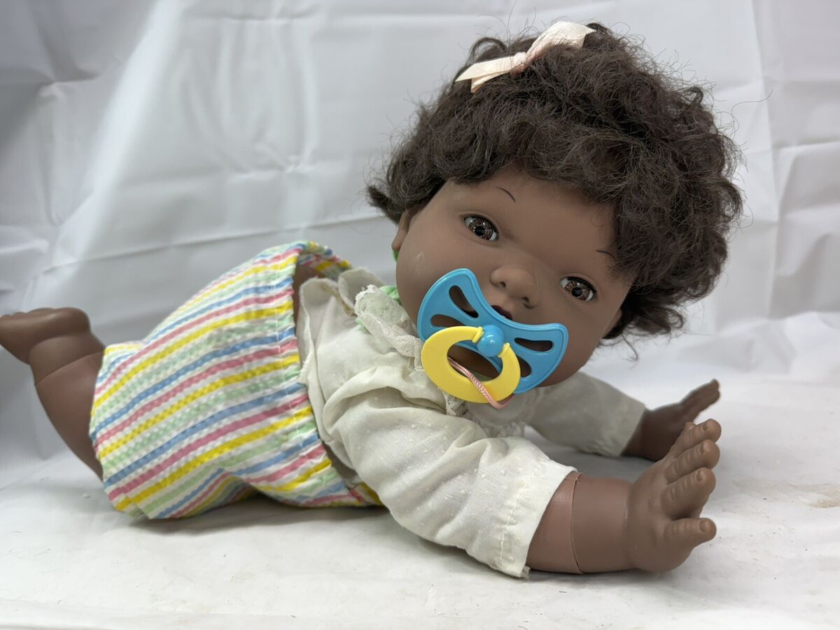 WORKS! Vintage 1988 Oopsie Daisy Crawling Baby Doll African WORKS! Vintage 1988 Oopsie Daisy Crawling Baby Doll African