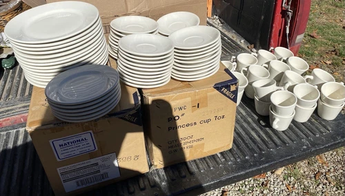 Huge Lot Of 159 Vintage Ultima Coffee Cups Mugs Saucers Plates Restaurant