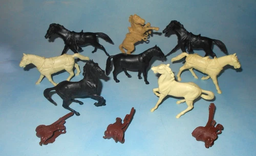 Vintage 1950-60s Marx Western Play Set Plastic Horses and Saddles