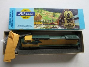 C44 9W Athearn | eBay