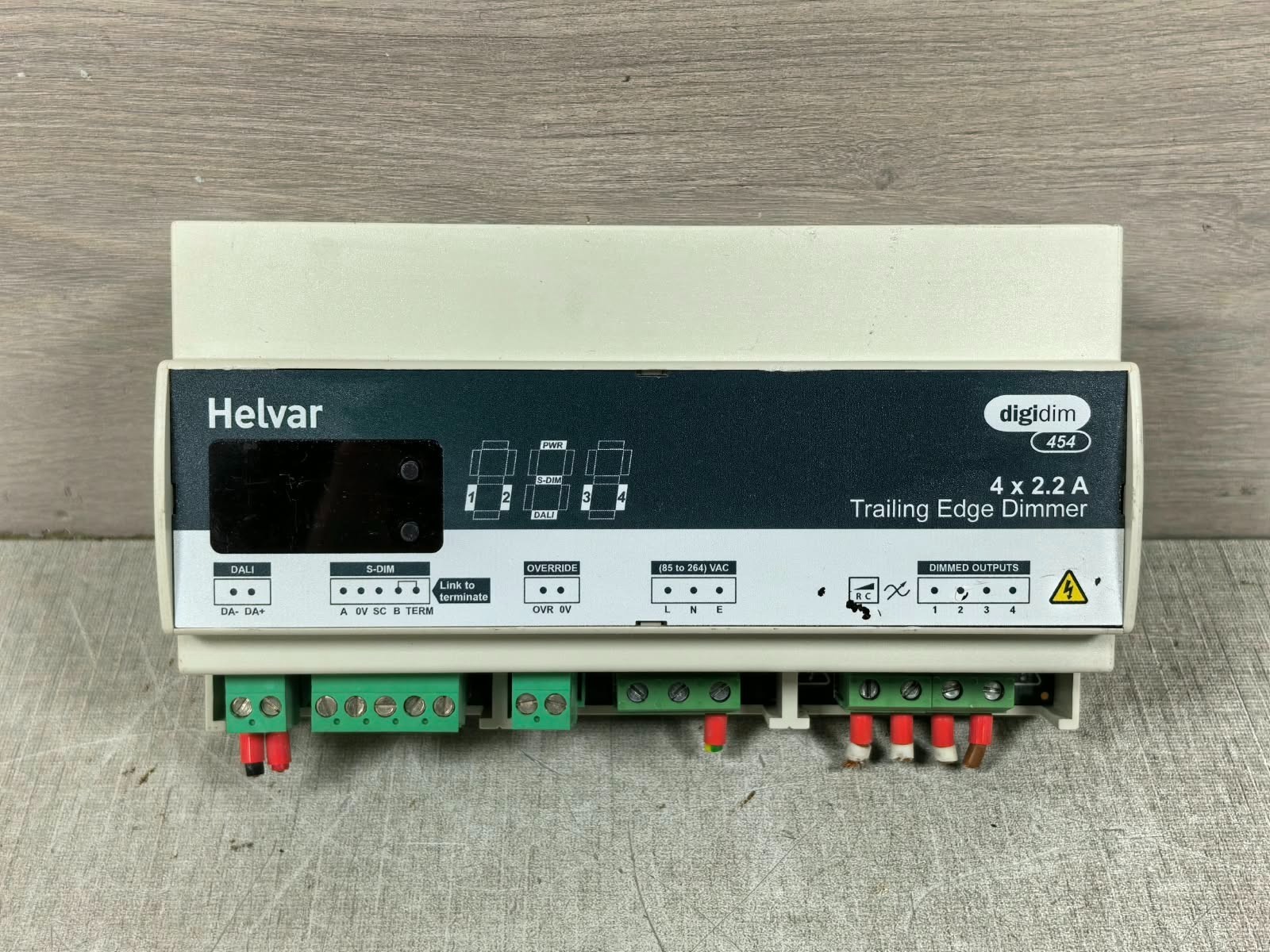 HELVAR 454 REV.4 S/W V1.6 HELVAR 454 4x 2.2 A TRAILING EDGE DIMMER REV.4 S/W V1.6 2