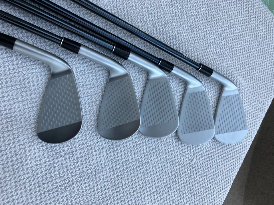 Srixon ZXi4 Eisen 6 -PW, Sen.Flex Graphit, wie neu, 10 Tage alt,RH - Bild 3 von 4