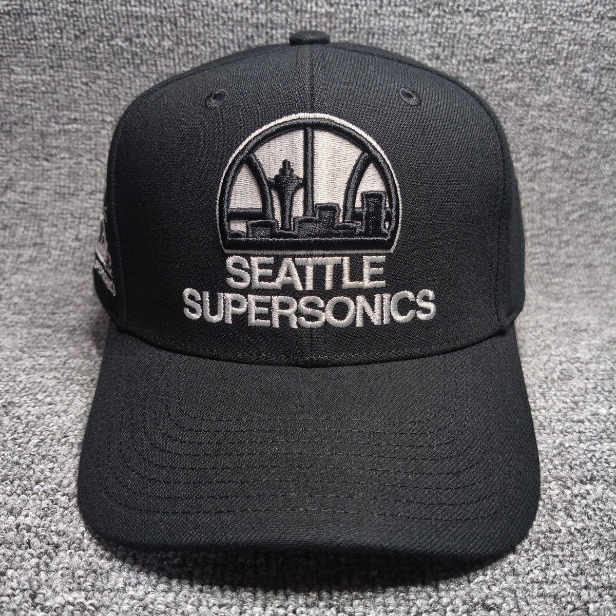 Mitchell & Ness Seattle SuperSonics NBA Black Snapback 25th Anniversary Hat